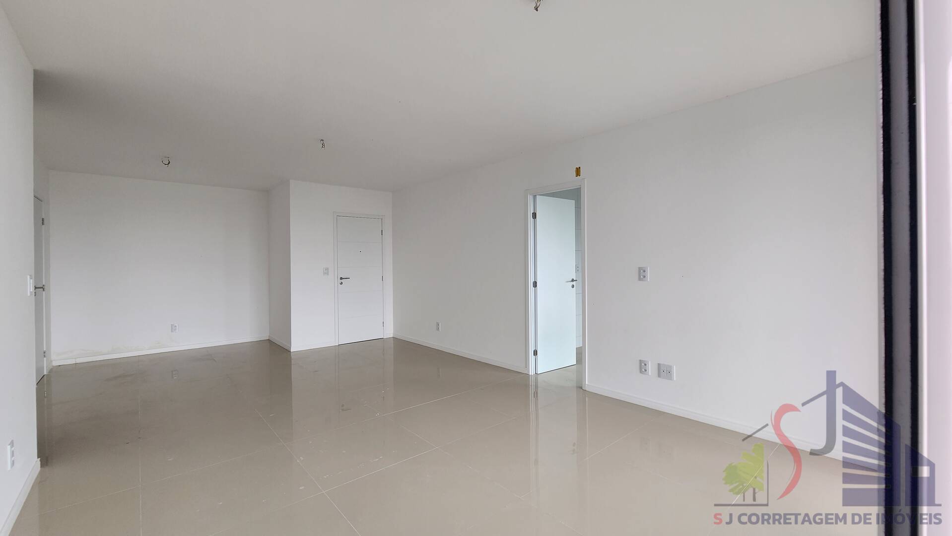 Apartamento à venda com 4 quartos, 149m² - Foto 5