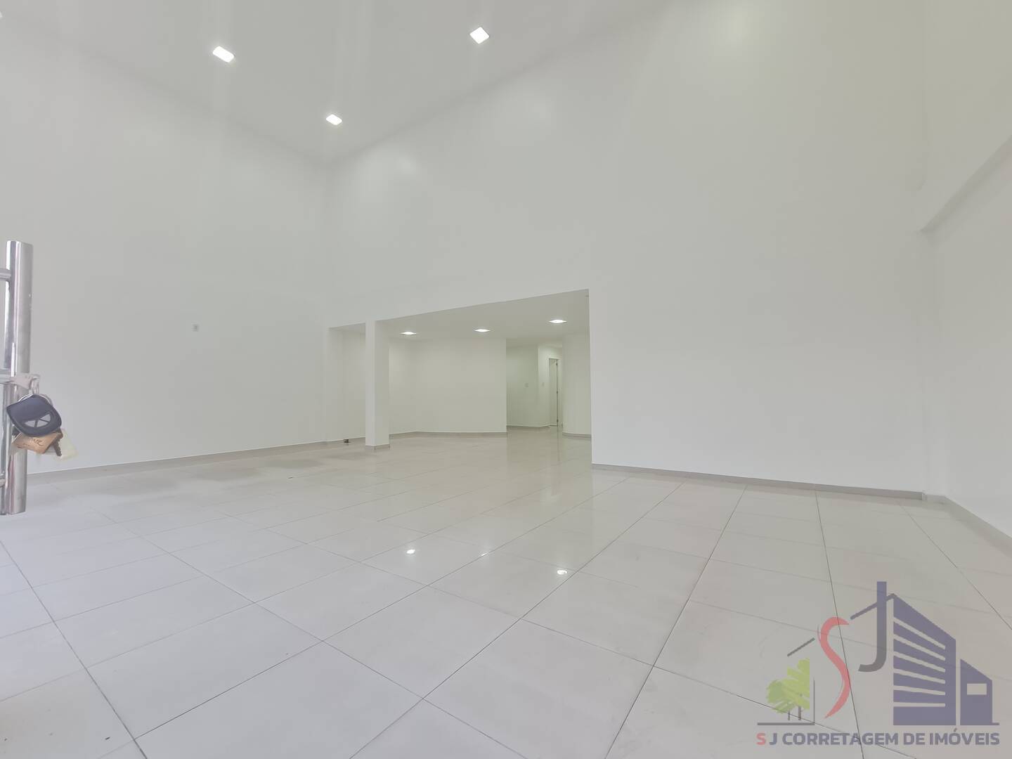 Prédio Inteiro à venda e aluguel, 600m² - Foto 4