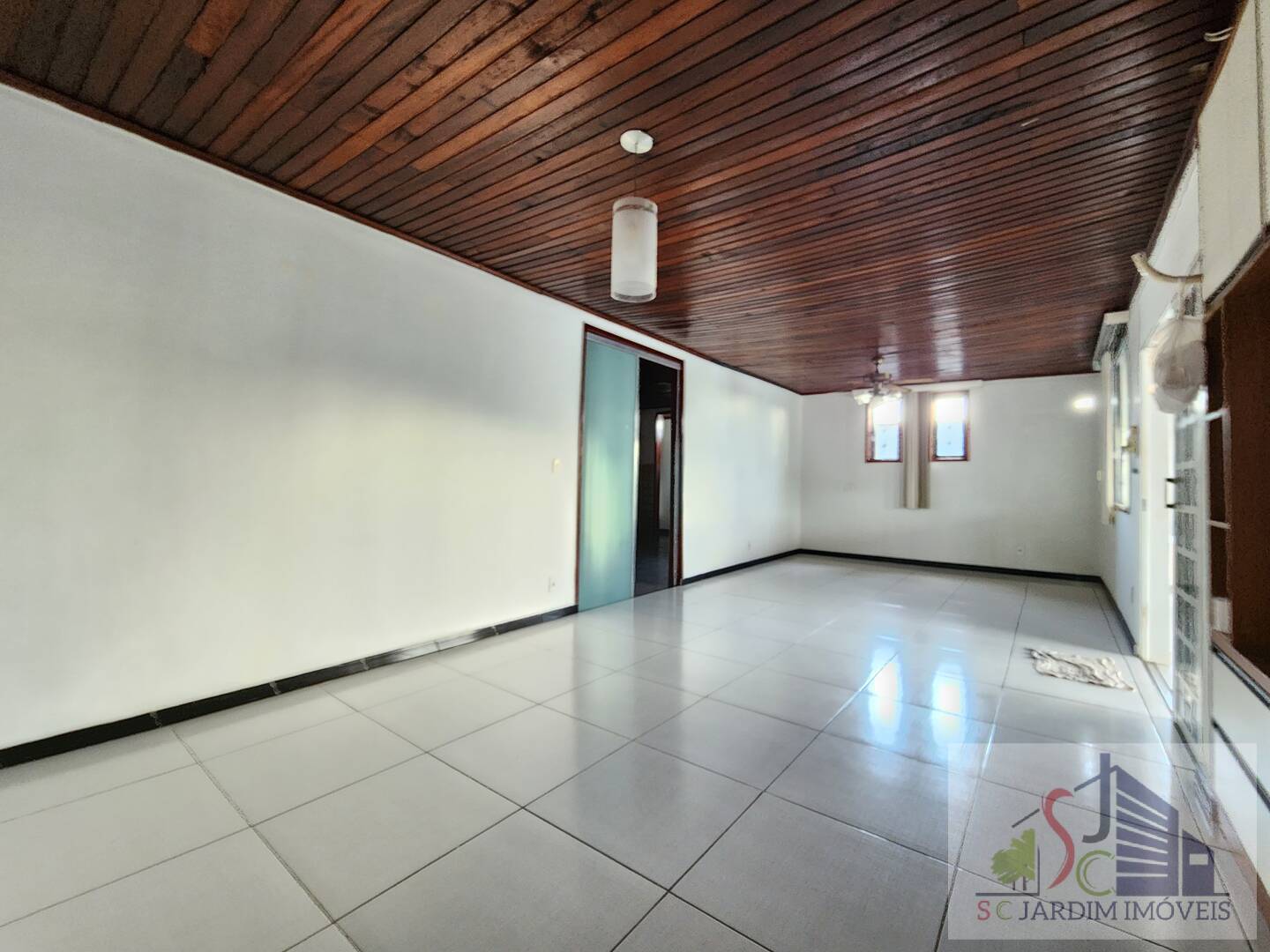 Casa à venda com 3 quartos, 342m² - Foto 9