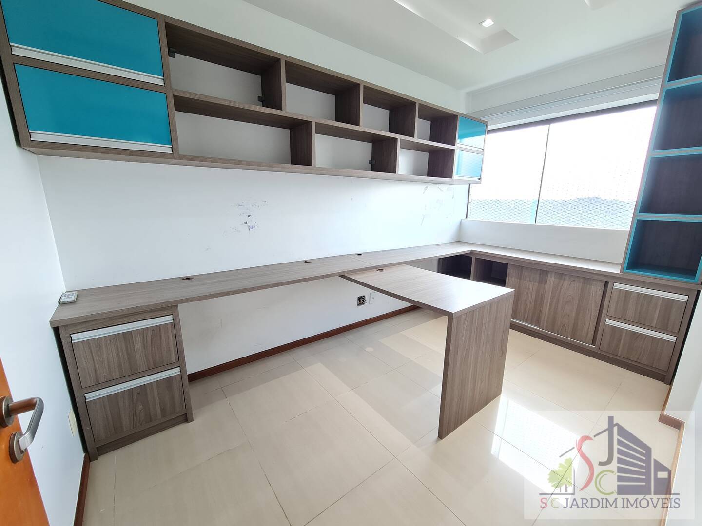 Apartamento à venda com 3 quartos, 94m² - Foto 13