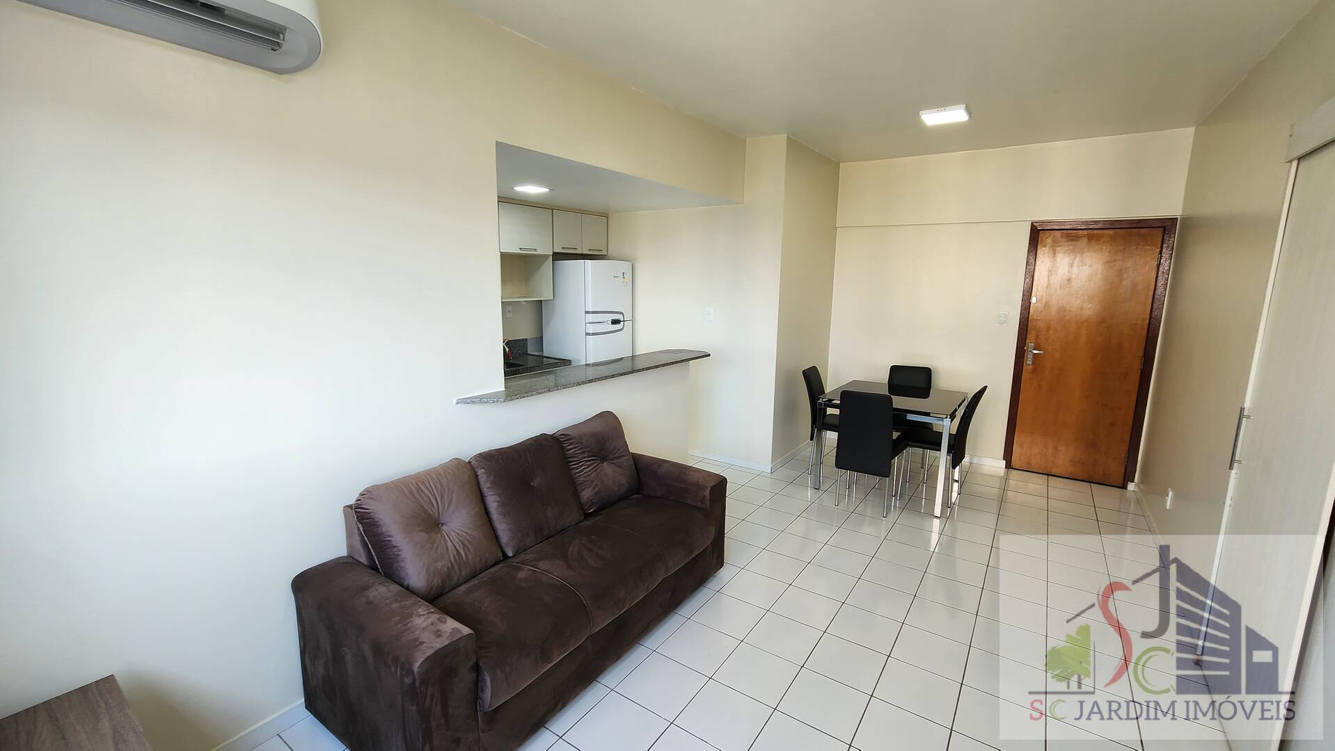 Apartamento para alugar com 1 quarto, 56m² - Foto 2