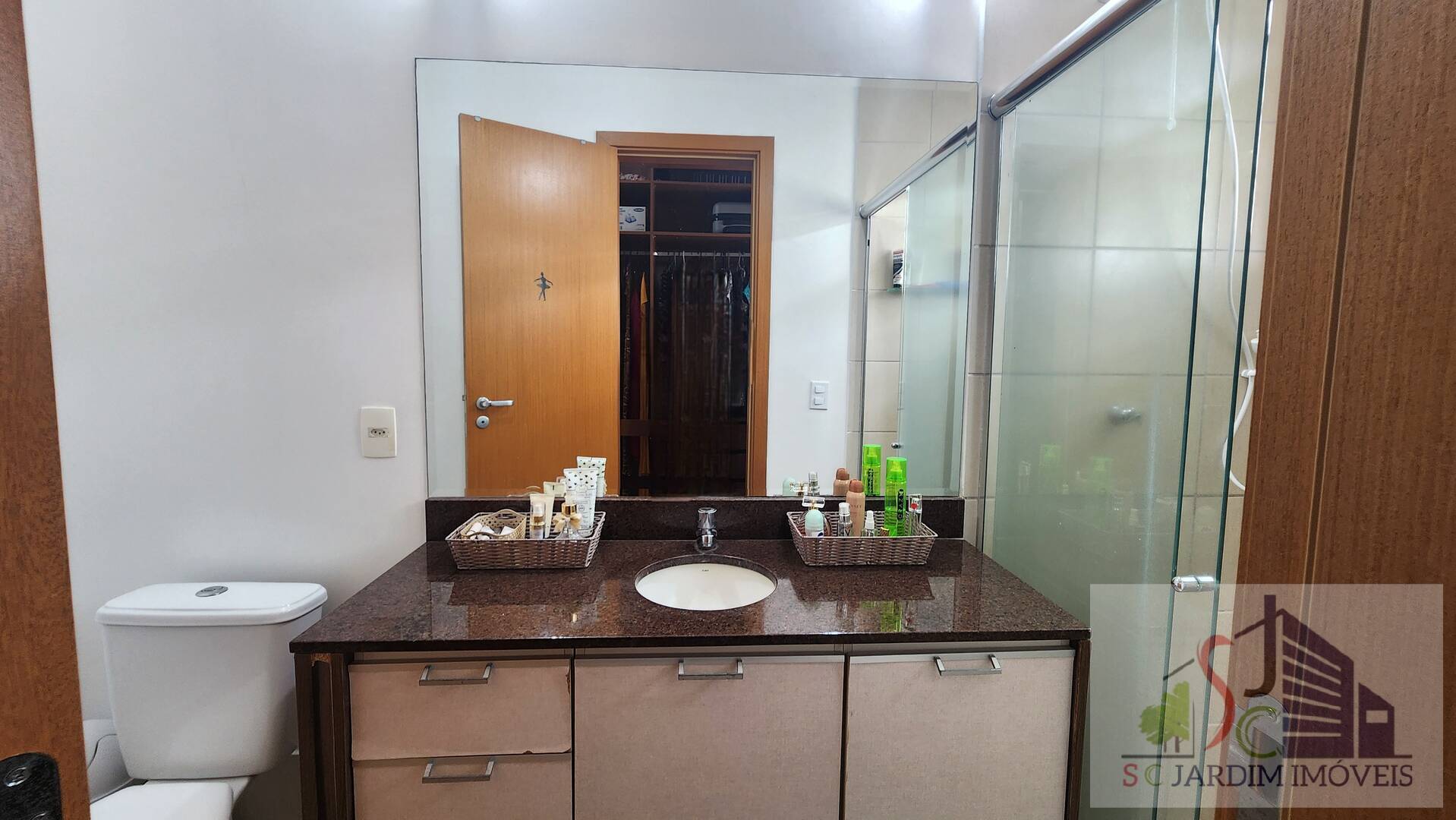 Casa de Condomínio à venda com 5 quartos, 200m² - Foto 16