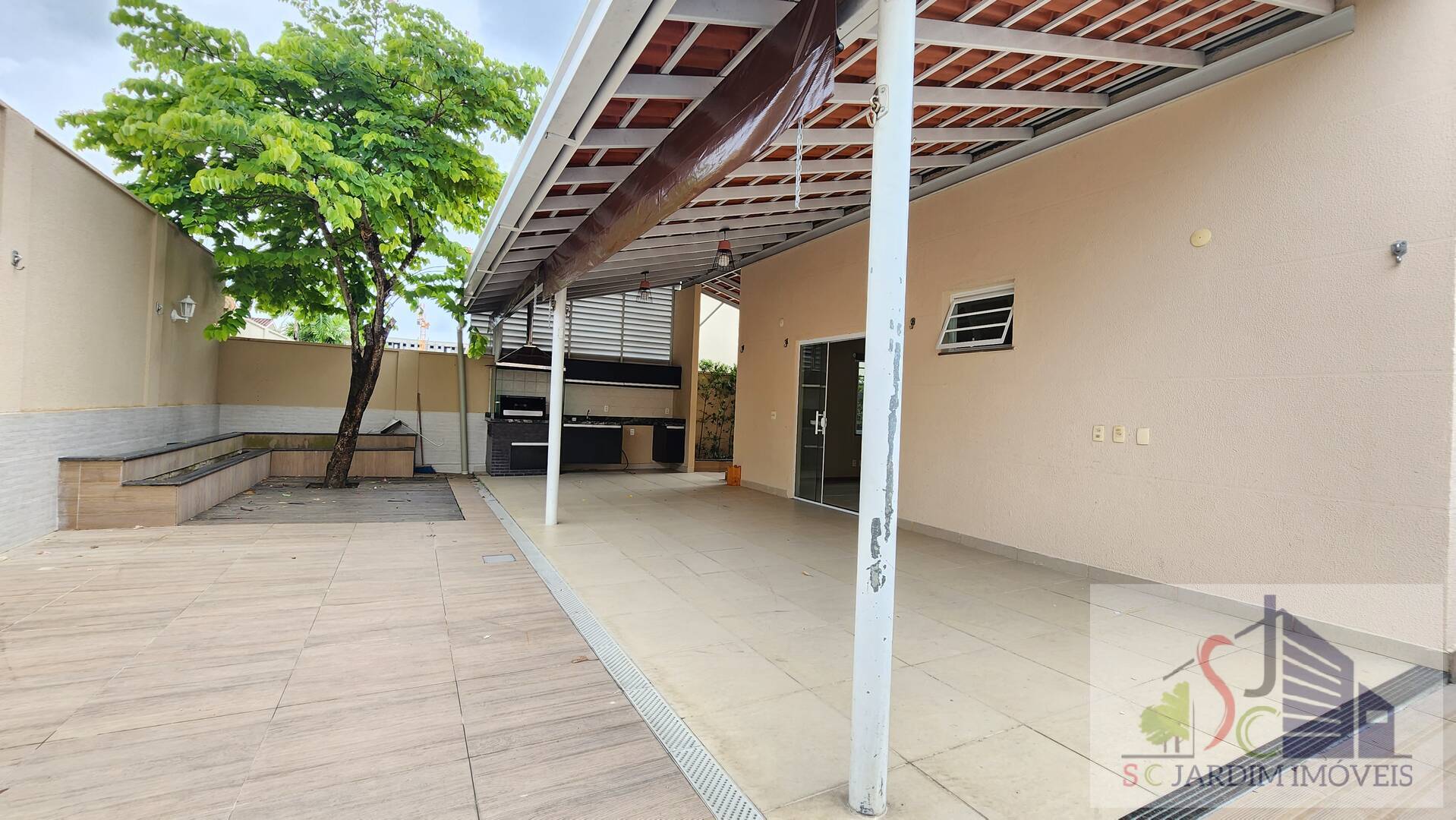 Casa de Condomínio para alugar com 4 quartos, 181m² - Foto 12