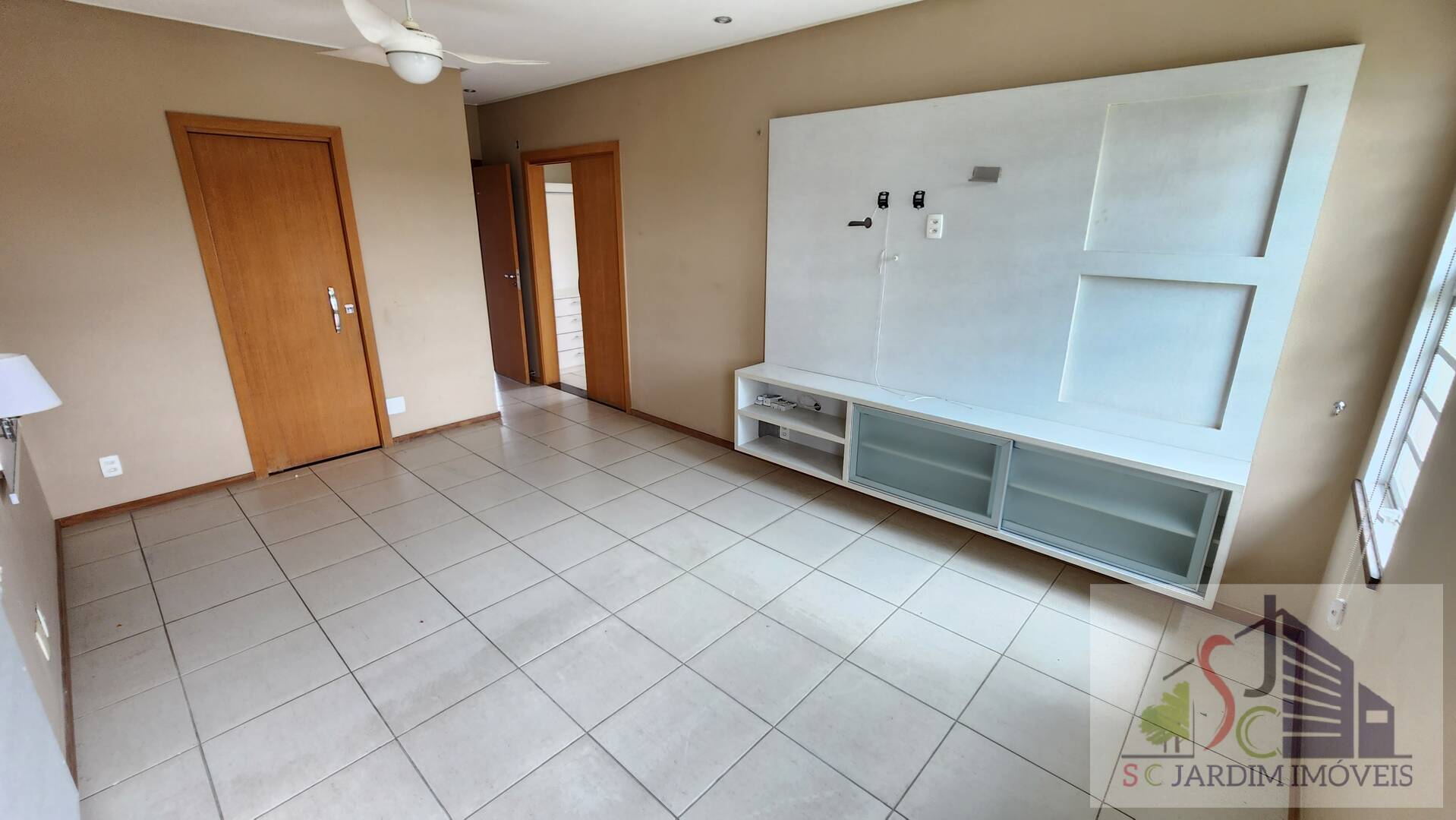 Casa de Condomínio para alugar com 4 quartos, 181m² - Foto 16