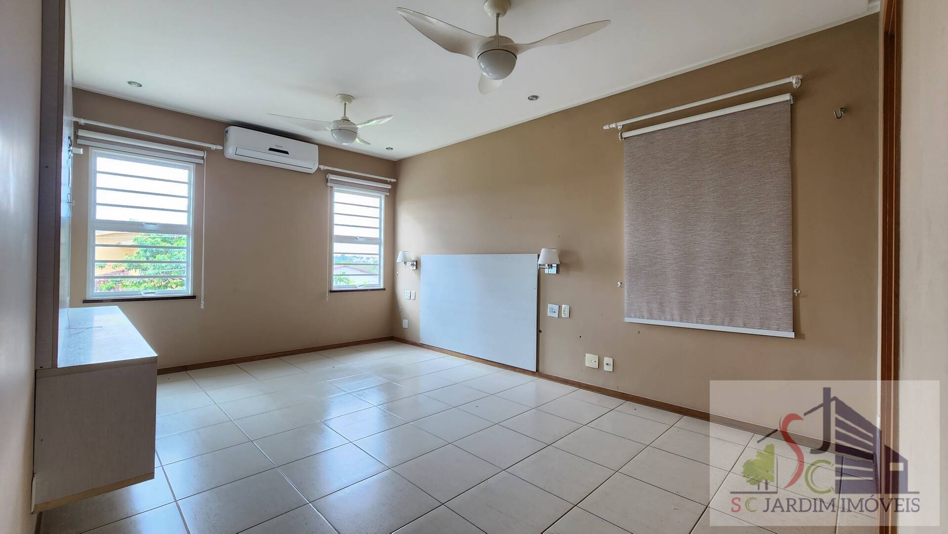 Casa de Condomínio para alugar com 4 quartos, 181m² - Foto 17