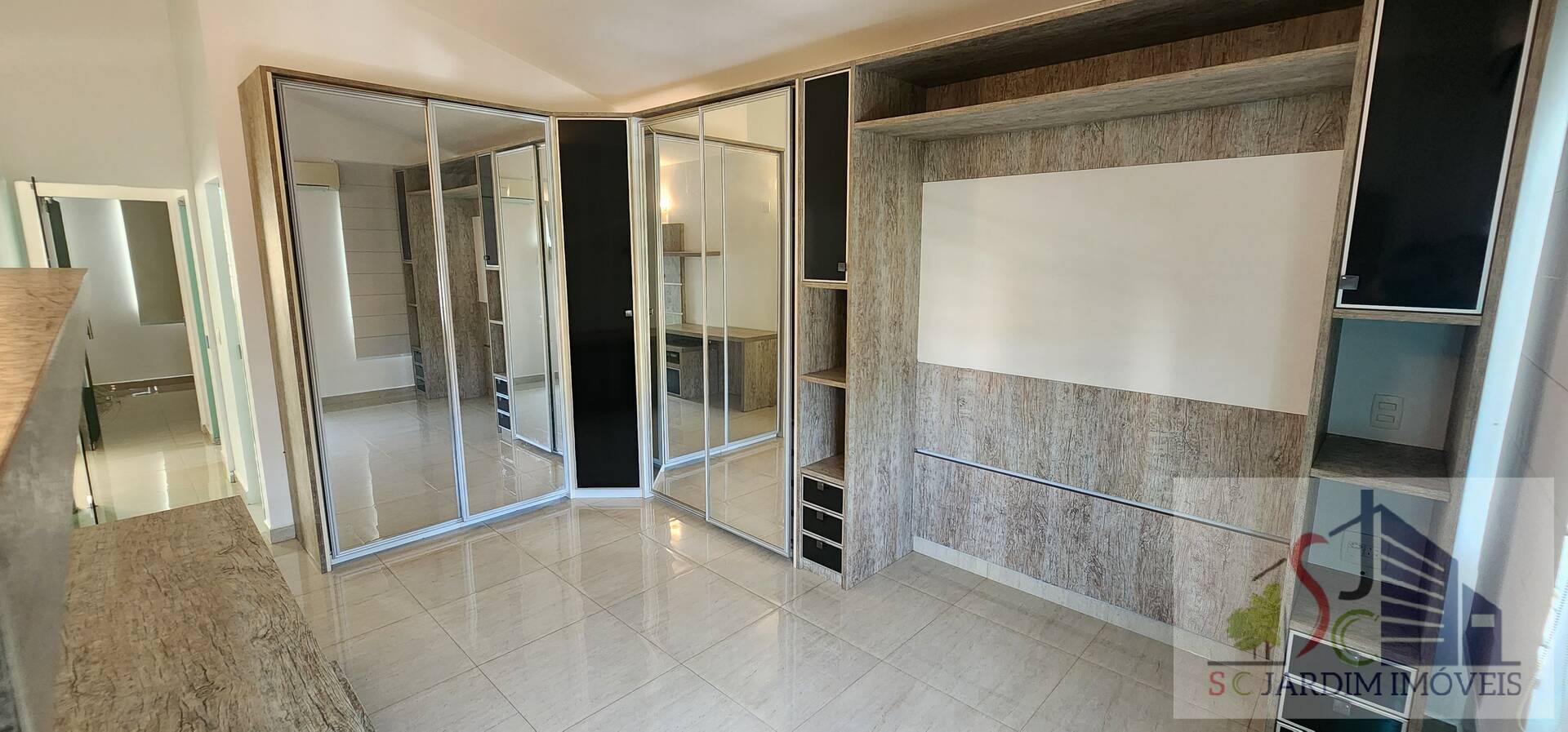 Casa de Condomínio para alugar com 4 quartos, 181m² - Foto 18