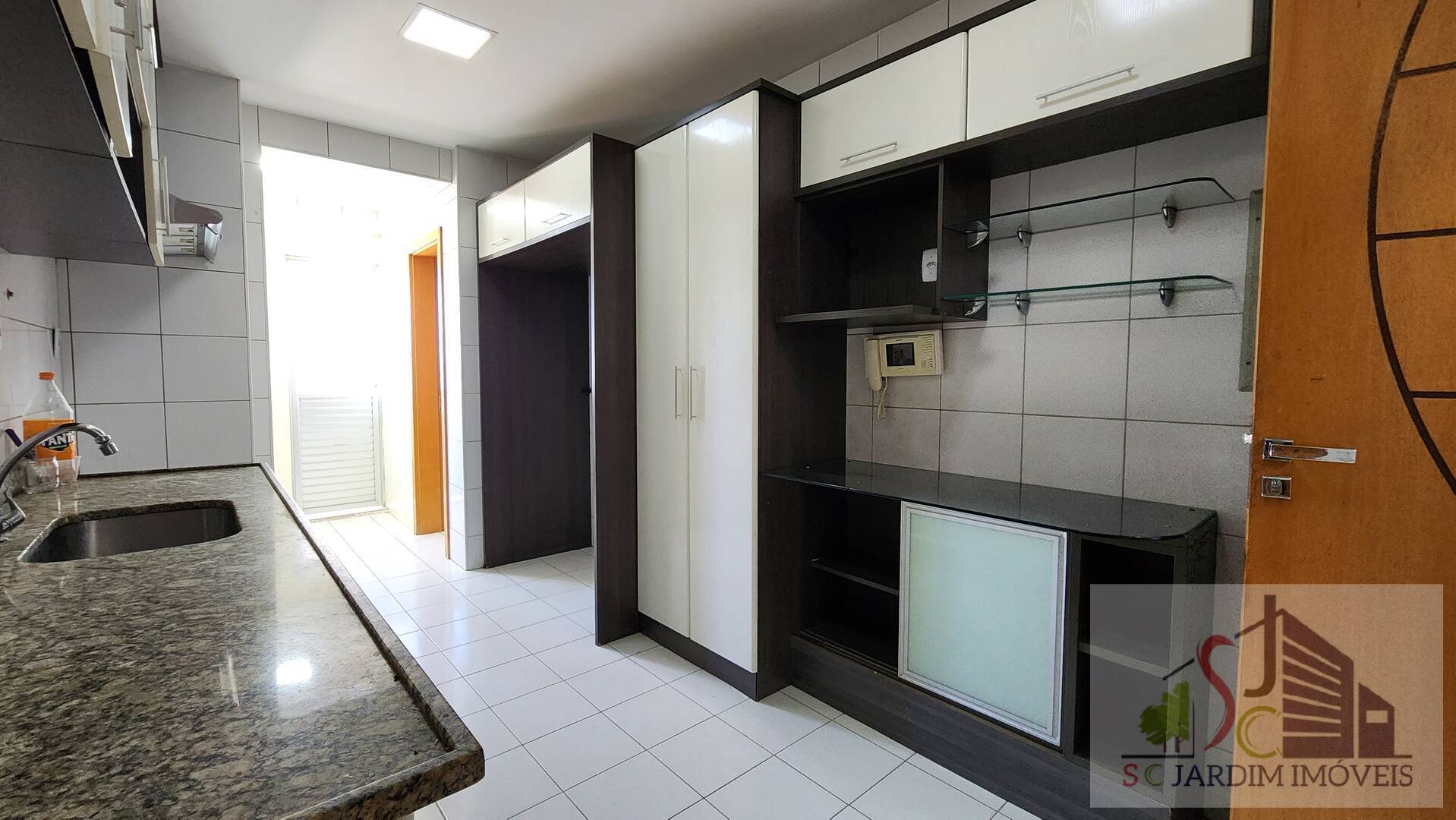 Apartamento para alugar com 4 quartos, 122m² - Foto 5