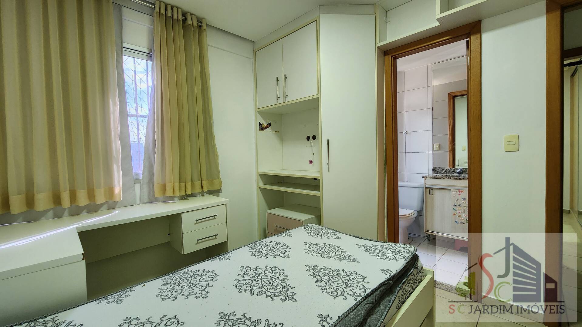 Apartamento para alugar com 4 quartos, 122m² - Foto 18