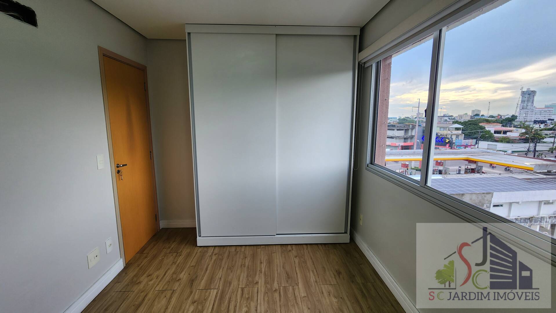 Apartamento para alugar com 3 quartos, 90m² - Foto 9