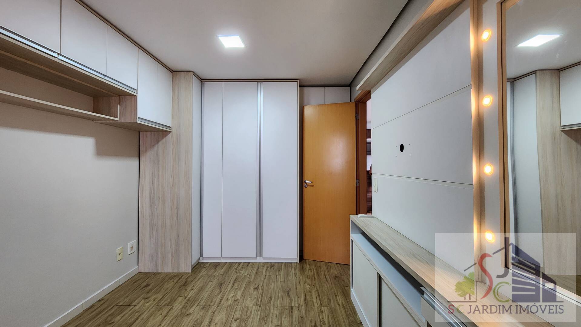 Apartamento para alugar com 3 quartos, 90m² - Foto 12