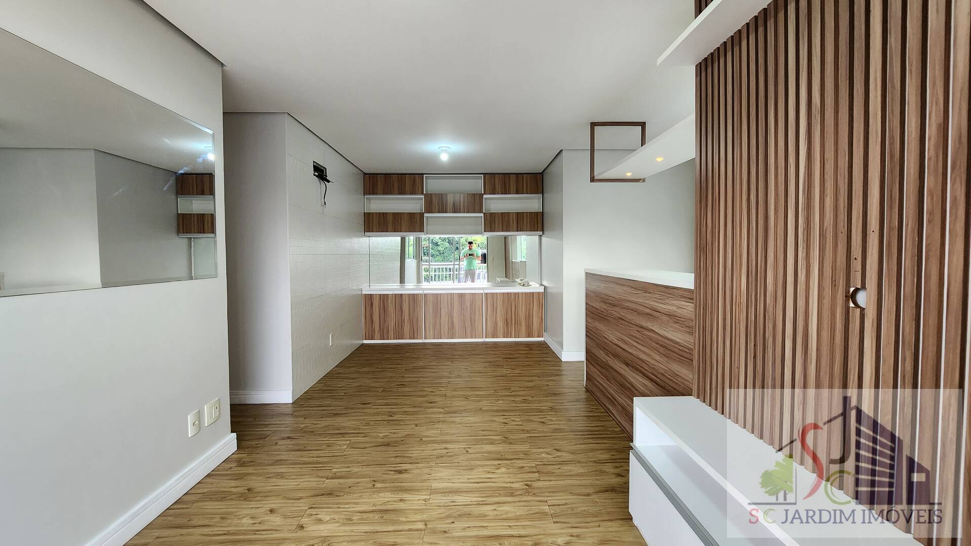 Apartamento para alugar com 3 quartos, 90m² - Foto 1