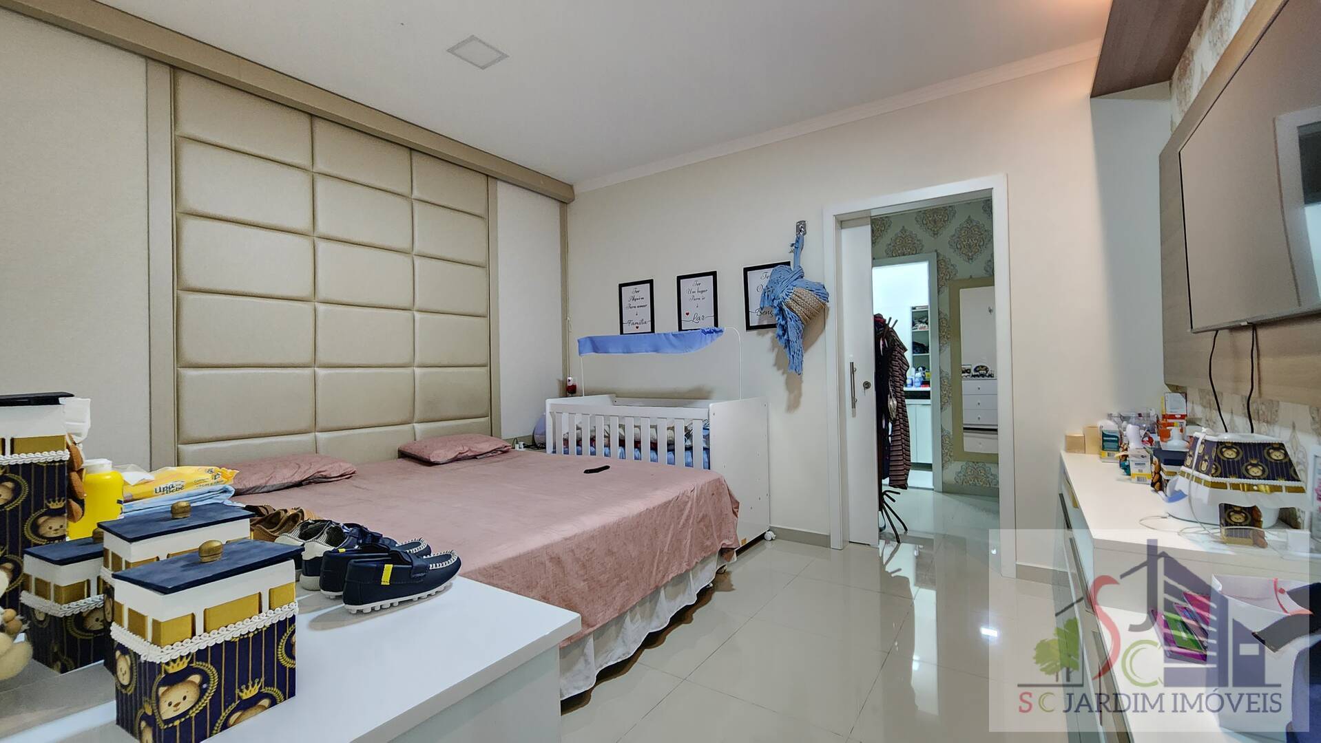 Casa de Condomínio à venda com 3 quartos, 250m² - Foto 15