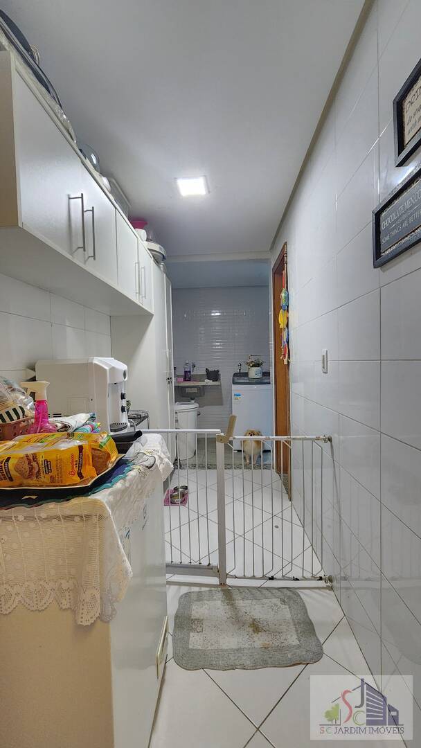 Casa de Condomínio à venda com 4 quartos, 200m² - Foto 13