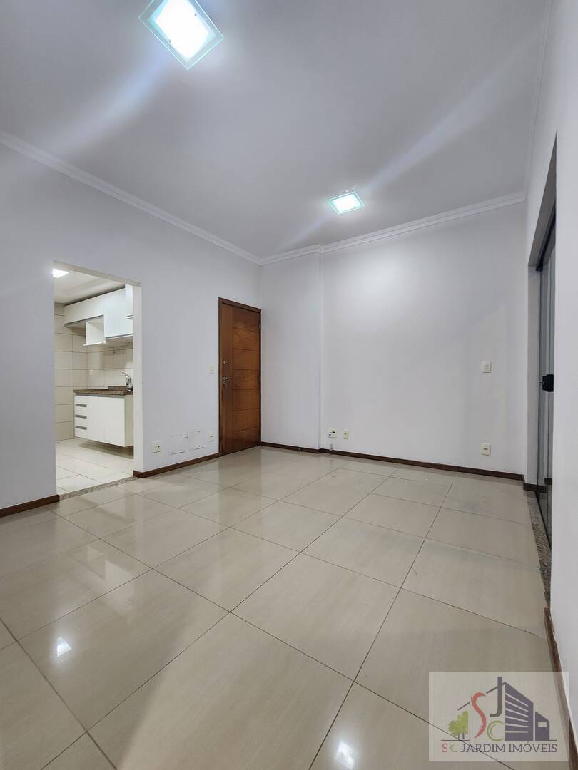 Apartamento para alugar com 2 quartos, 67m² - Foto 2