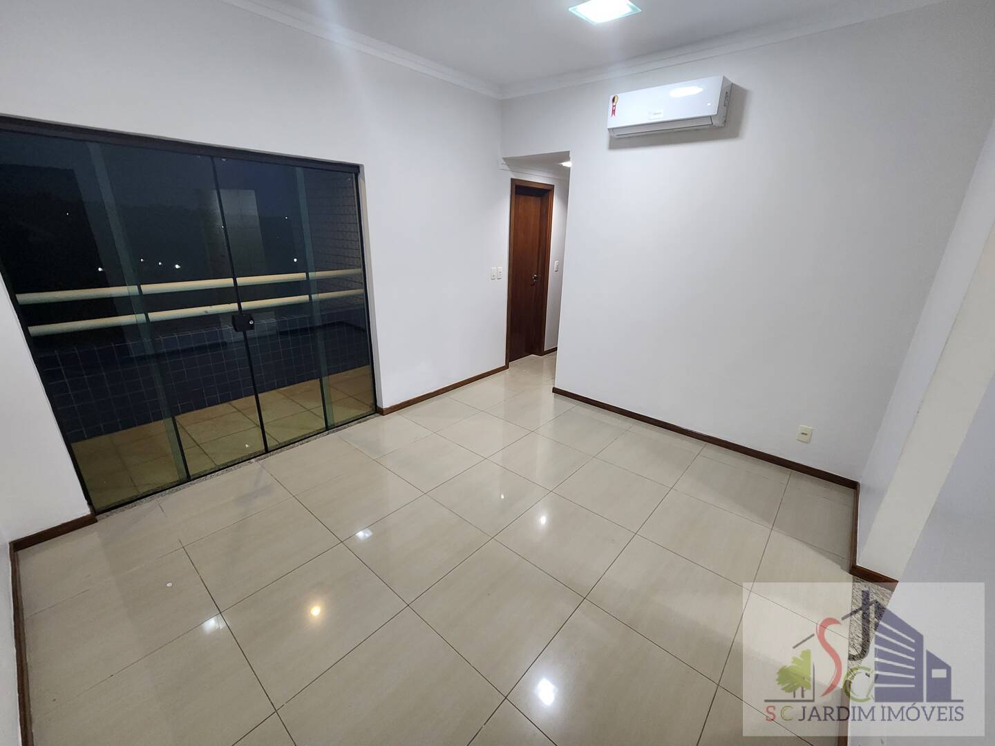 Apartamento para alugar com 2 quartos, 67m² - Foto 1