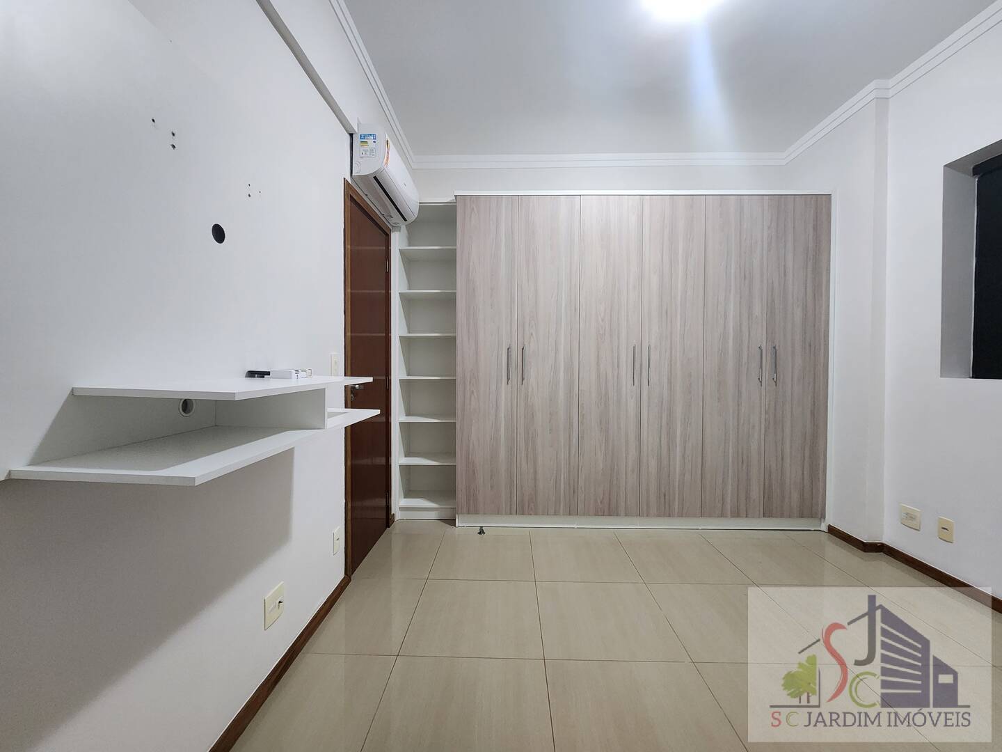 Apartamento para alugar com 2 quartos, 67m² - Foto 11