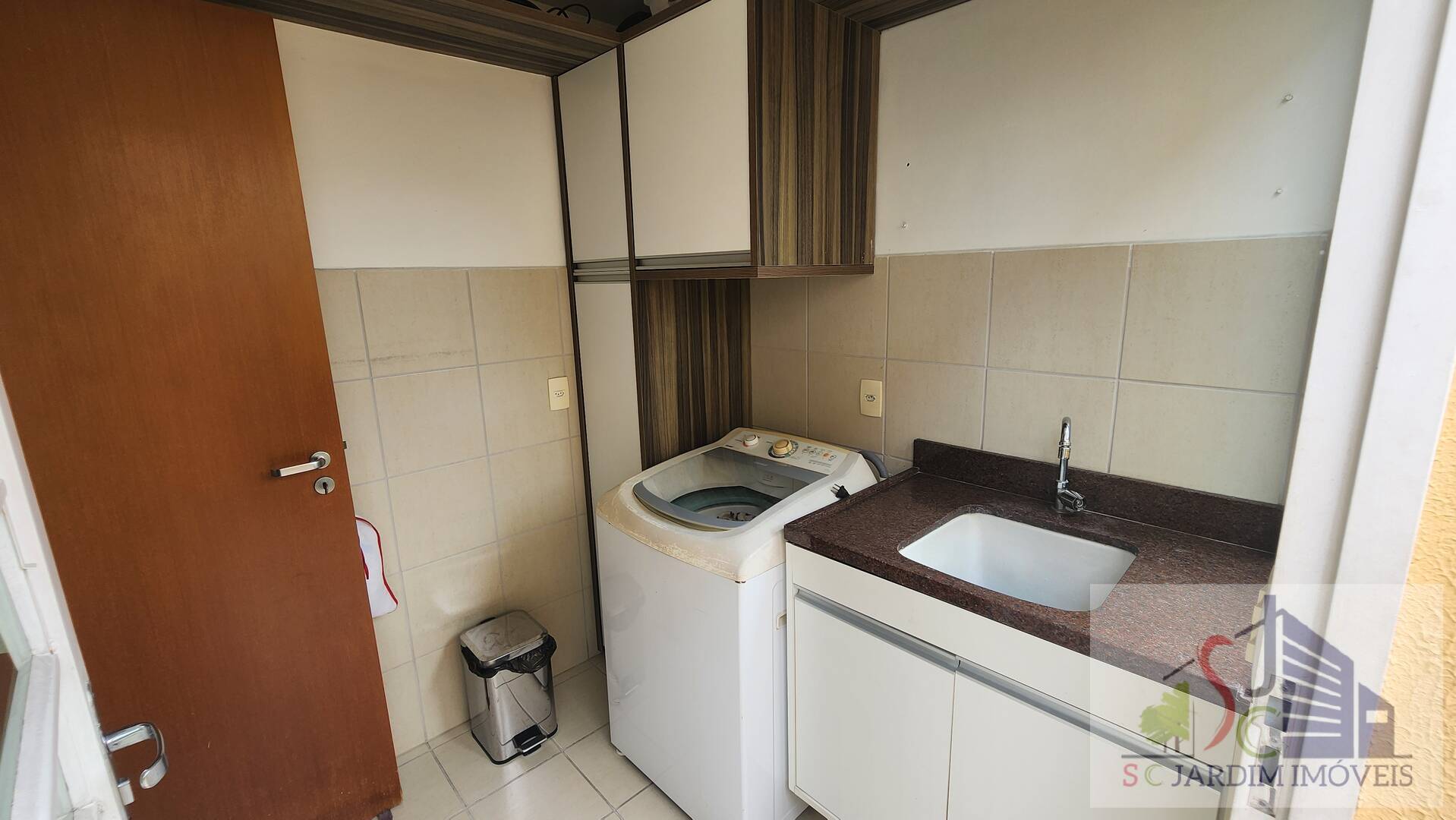 Casa de Condomínio à venda com 5 quartos, 200m² - Foto 8