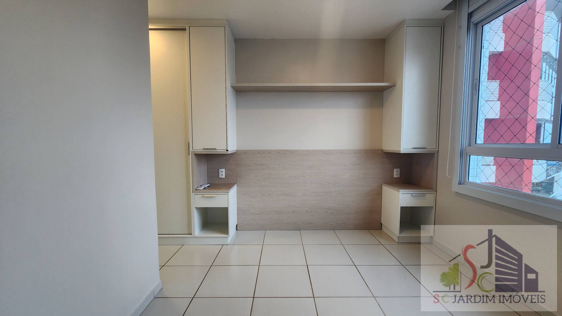 Apartamento para alugar com 2 quartos, 76m² - Foto 15