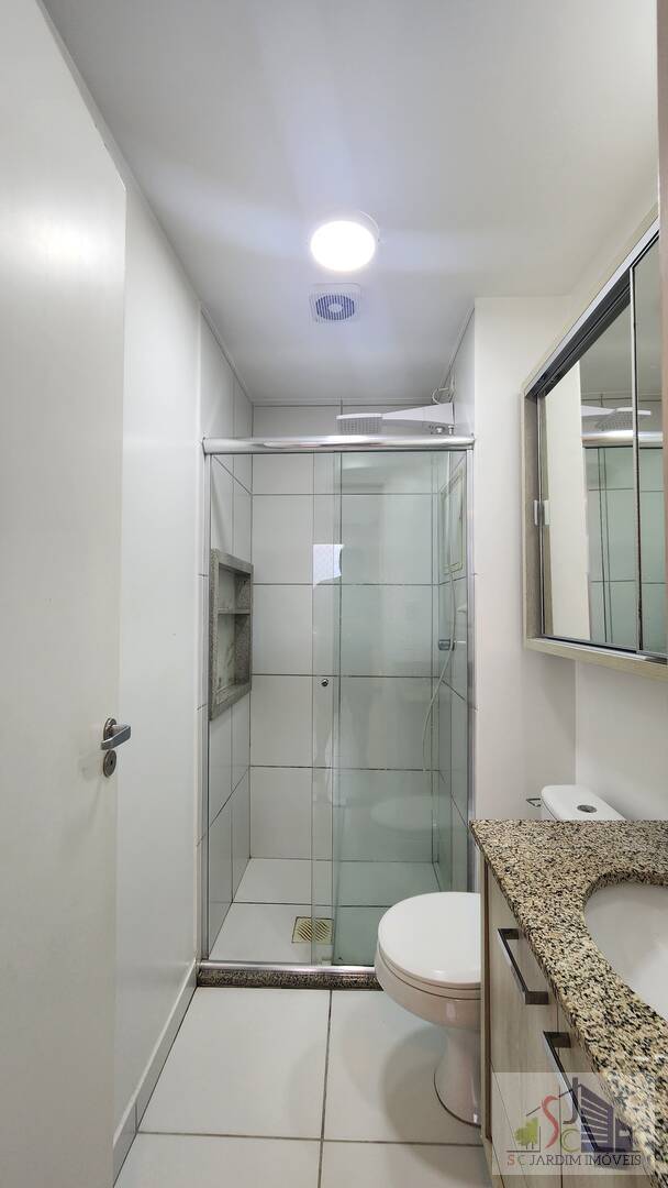 Apartamento para alugar com 2 quartos, 76m² - Foto 19